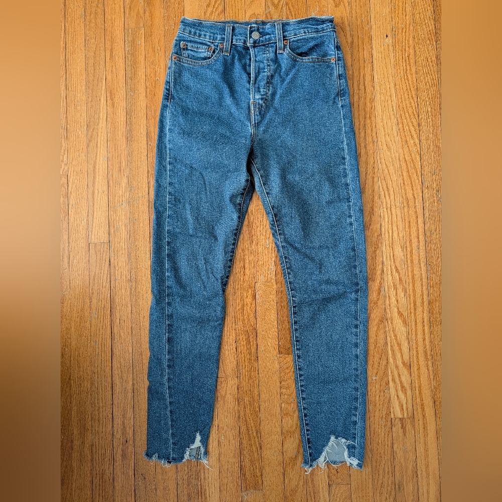 LEVI'S wedgie Skinny Distressed High Rise Blue Denim Jeans 26